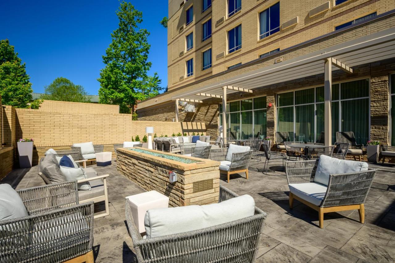 Courtyard By Marriott Raleigh Cary Crossroads Hotell Eksteriør bilde