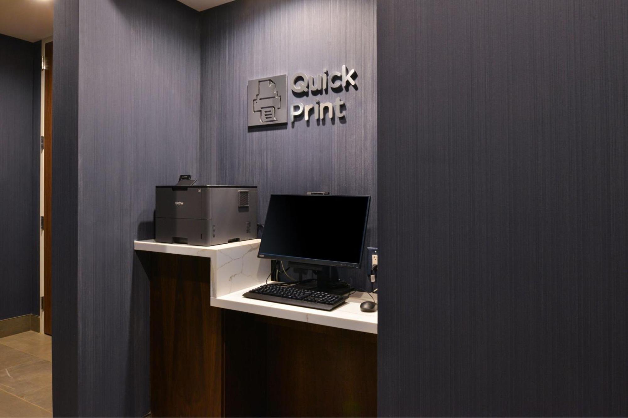 Courtyard By Marriott Raleigh Cary Crossroads Hotell Eksteriør bilde
