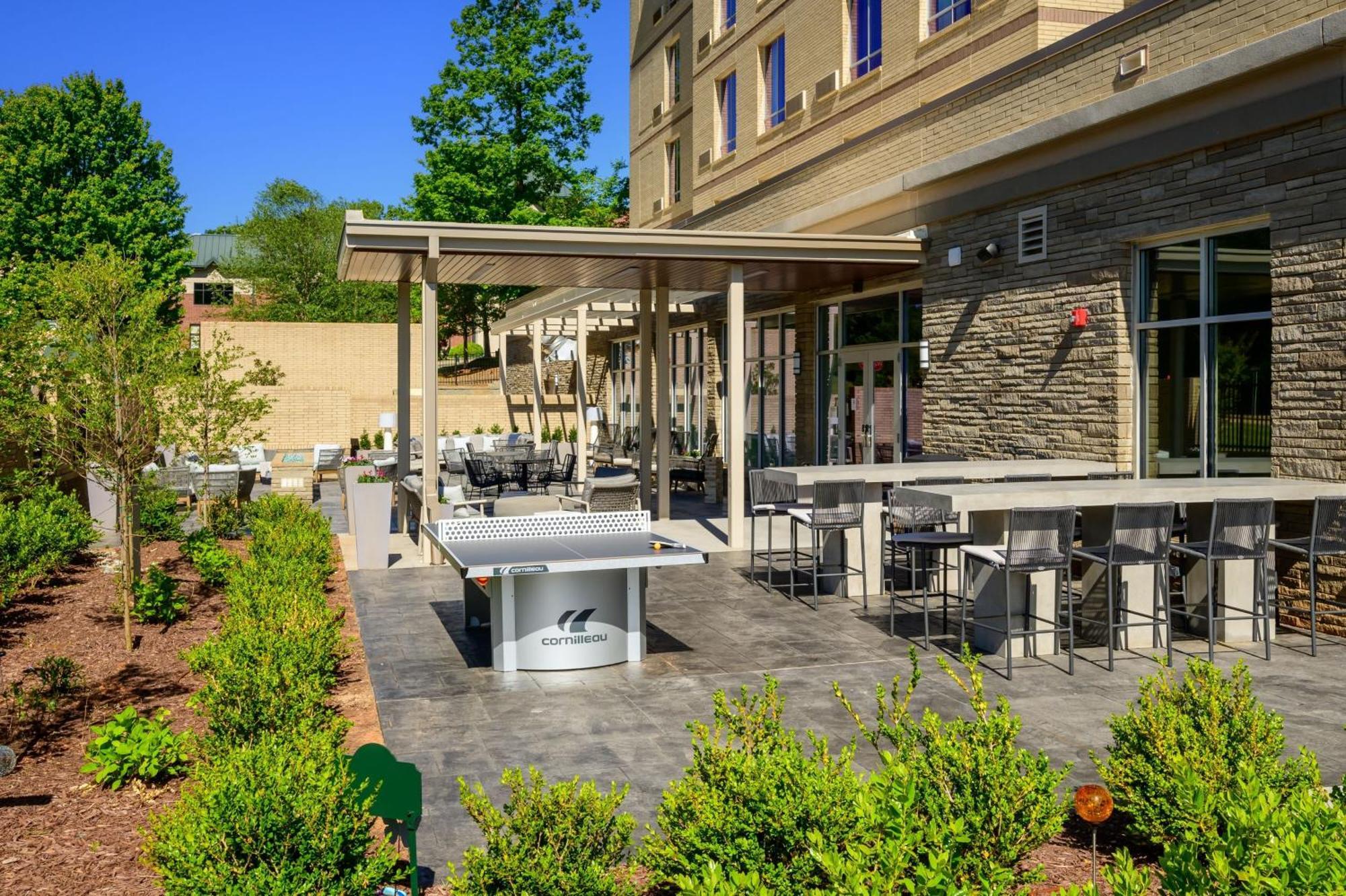 Courtyard By Marriott Raleigh Cary Crossroads Hotell Eksteriør bilde