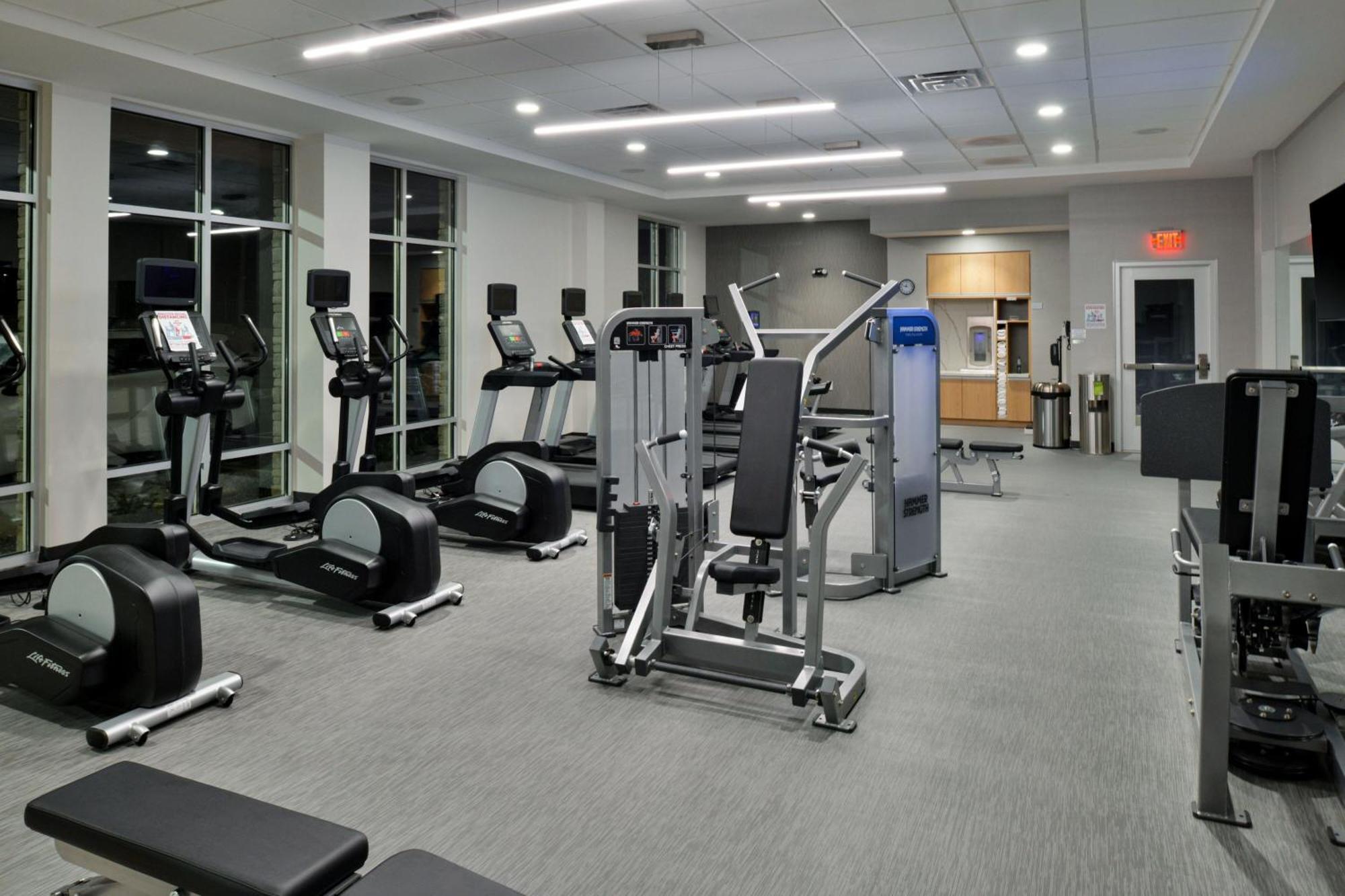Courtyard By Marriott Raleigh Cary Crossroads Hotell Eksteriør bilde